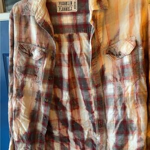 Franklin Flannels Distressed Casual Plaid Button Down Shirt  Medium